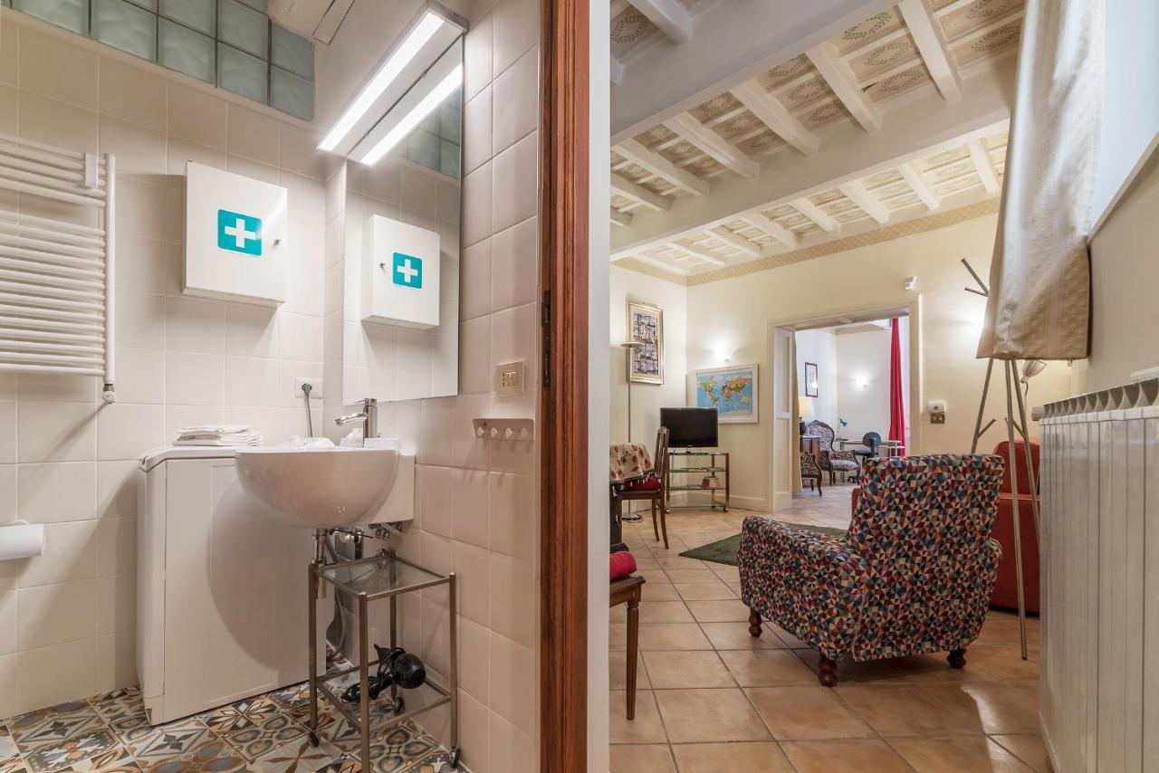 Fontanella Borghese Apartment - FromhometoRom Eksteriør billede